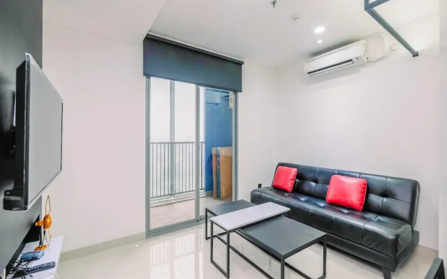 Luxury 2BR Apartment at Pejaten Park Residence with Bathtub
