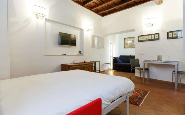 NAVONA, Old Rome Lodge
