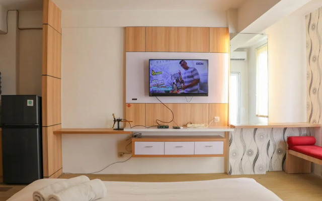 Serene Studio Room At Apartment Emerald Towers Bandung