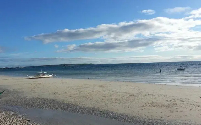 Tristan's Beach Resort and Restaurant