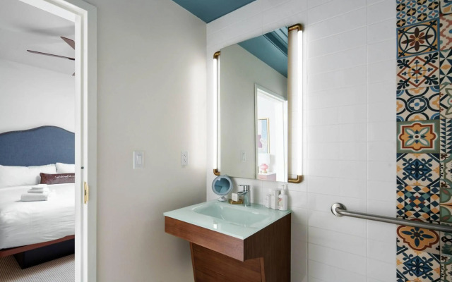 Fenway Hotel Autograph Collection