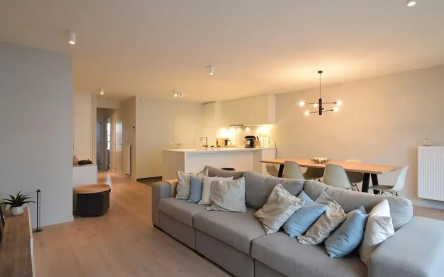 Barfleur Apartment With sun Terrace