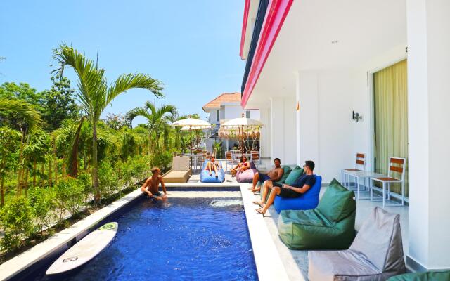 Margarita Surf Hostel Canggu