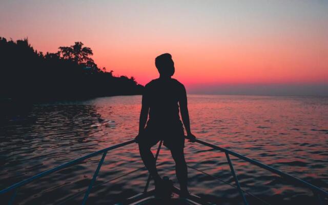 Fisher Inn Resort & Marina