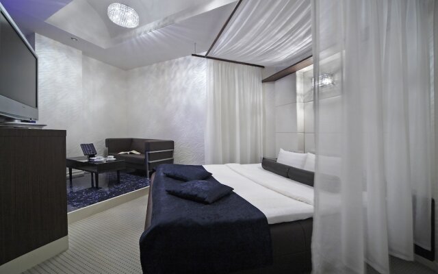 Design Hotel W Zip Club - Adults Only