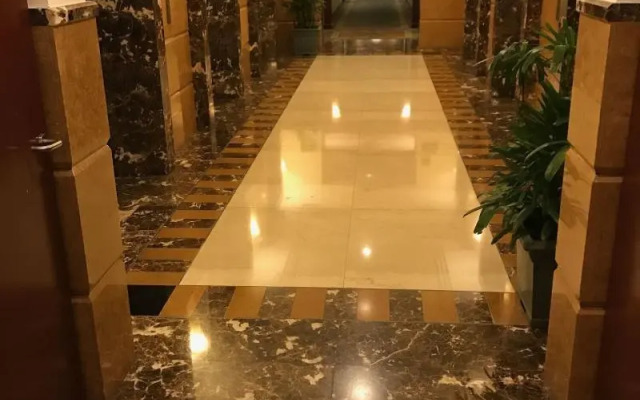 Raintree Service Suite At Times Square Kl