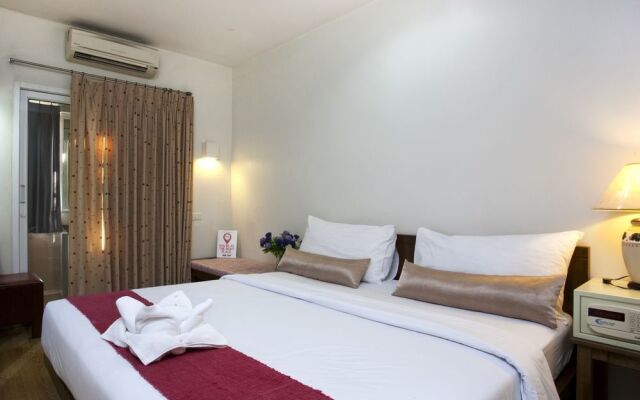NIDA Rooms Rambutri 147 Grand Palace
