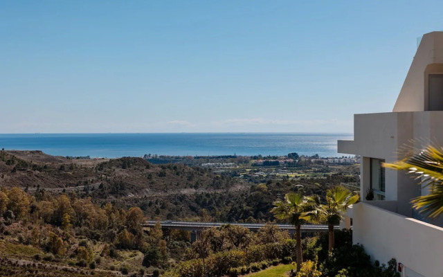 Marbella Hills - Luxury 3 Bed Flat W Sea Views