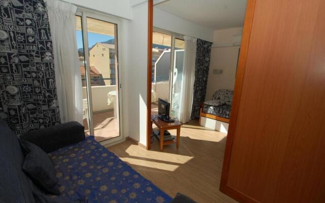 Appartement Menton, 2 pièces, 4 personnes - FR-1-196-191