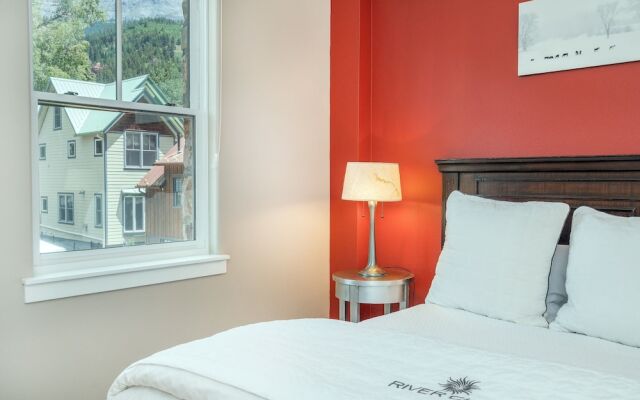 River Club 202 2 Bedroom Condo by Alpine Lodging Telluride