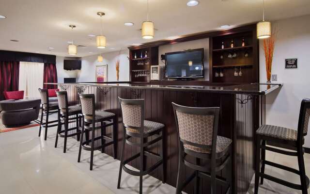 Best Western Plus Goodman Inn & Suites