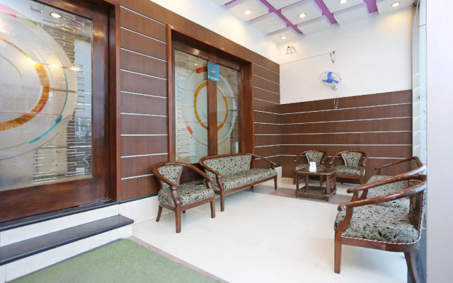 OYO 78257 Flagship Hotel Midland