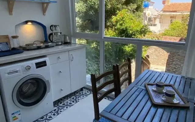 Flat w Balcony 5 min to Ayazma Beach in Bozcaada