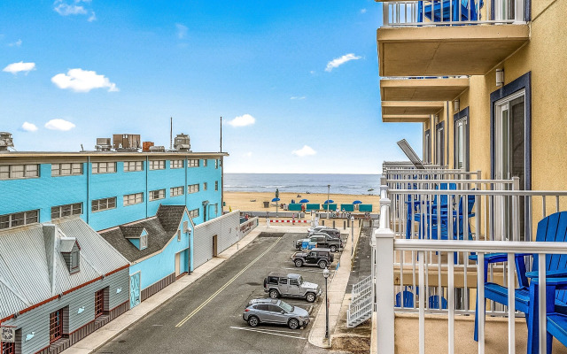 Crystal Beach Hotel
