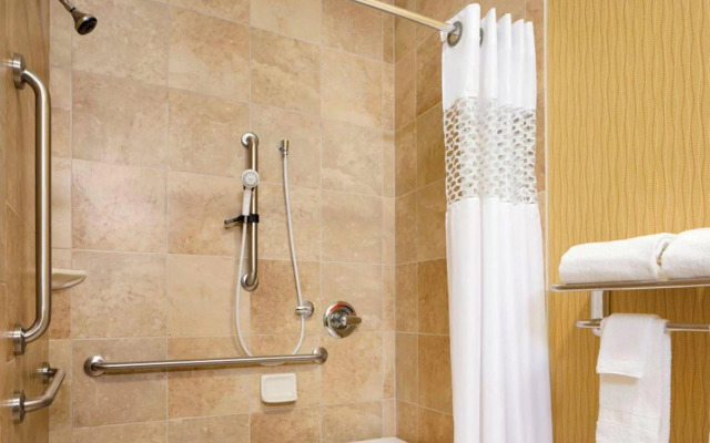 Hampton Inn Akron-Fairlawn