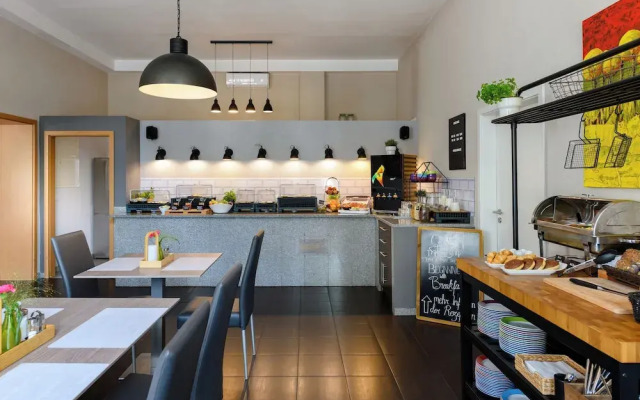 SleepinRoomz Boutique Hotel