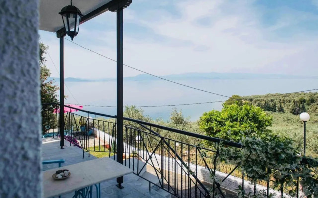 Panoramic sea & mountain view villa