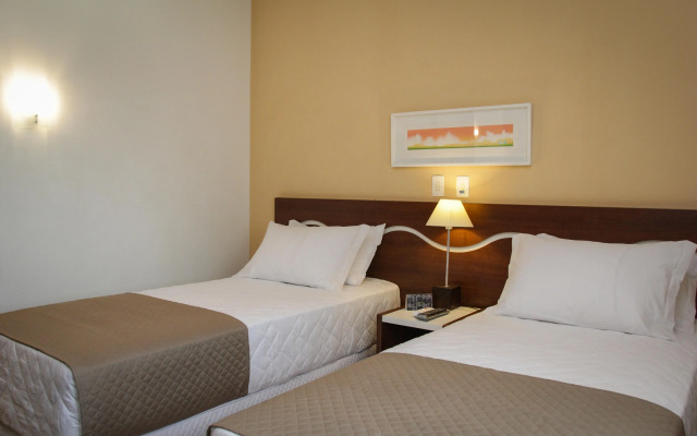 Bristol Centro Cívico Multy Hotel