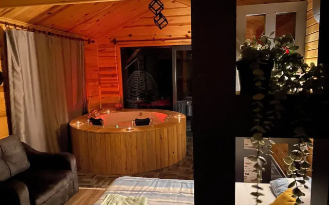 Karaöz Ada Bungalows & Villa