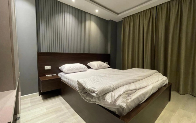 F5 luxury Apartment - شقة فندقية فاخرة المهندسين