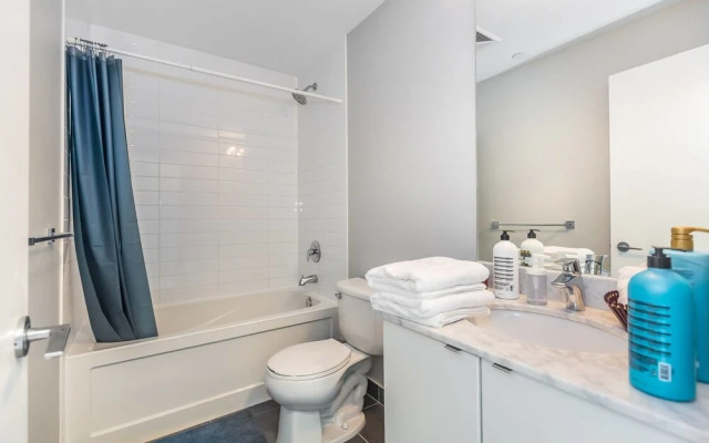 Lakeview Luxury Oasis, Downtown Aqua Studio