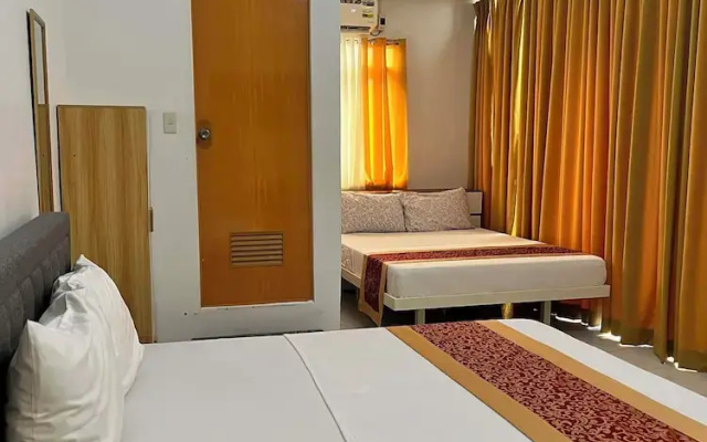 Legends Hotel & Restaurant