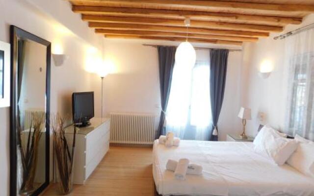 Villa Lov Ammos