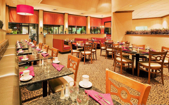 Holiday Inn Mobile-Dwtn/Hist. District by IHG