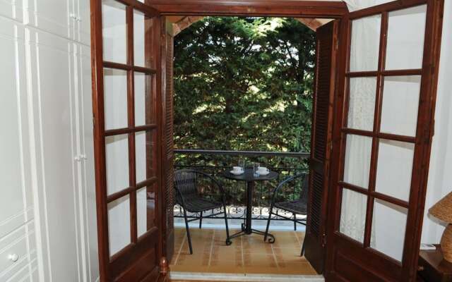 Comfy studio with yard 100m to the beach