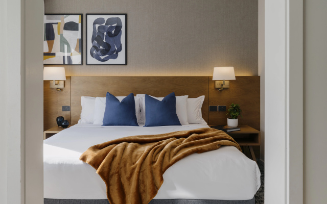 Voco Queenstown by IHG Hotel – Guest Rooms – Queenstown