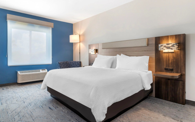 Holiday Inn Express & Suites Alice by IHG