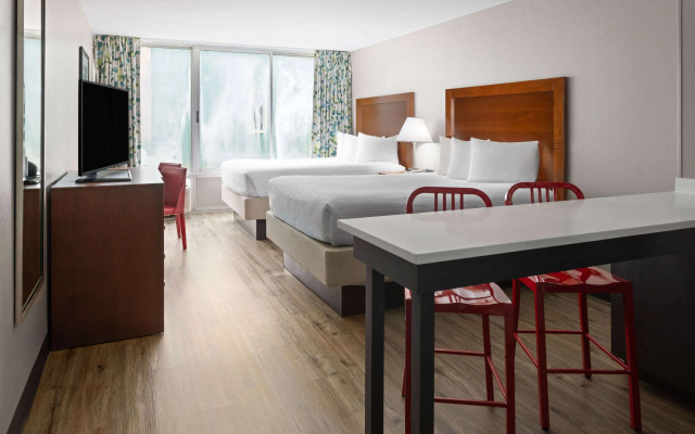 Hawthorn Extended Stay by Wyndham Ellsworth / Bar Harbor