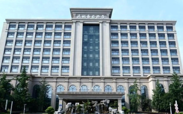 Minhang Julong Hotel