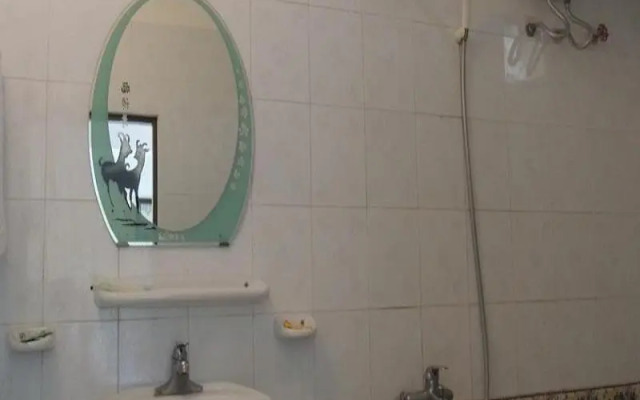 Duc Tuan Hotel