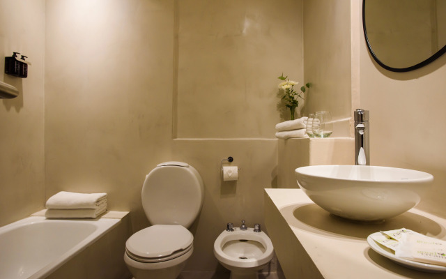 1253 Recoleta Small Hotel