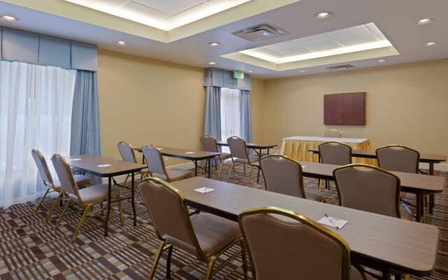 Holiday Inn Express Hotel & Suites Dover by IHG