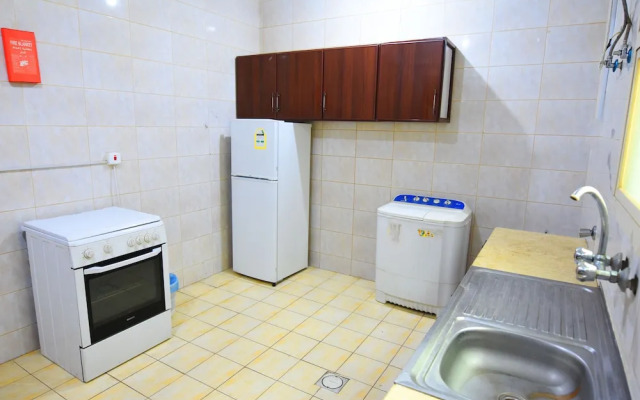 Al Eairy Furnished Apartments Hail 3