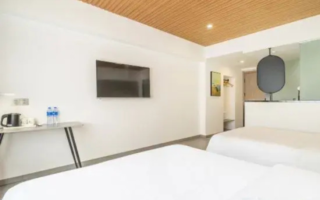 Liao  Jian  Hotel