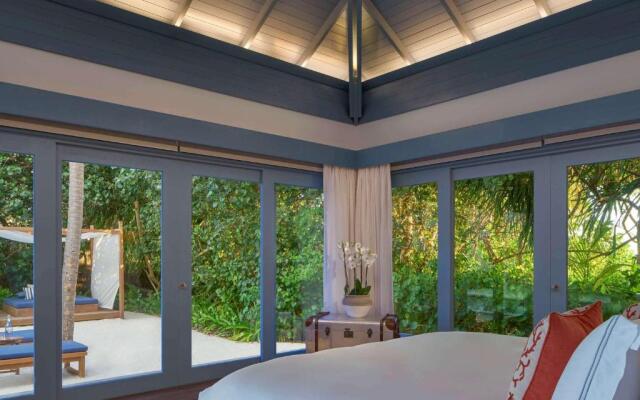 Raffles Maldives Meradhoo Resort