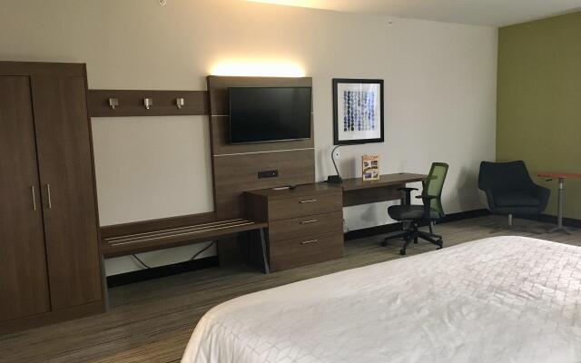 Holiday Inn Express Grand Island - Niagara Falls by IHG