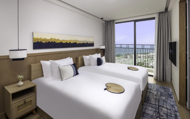 Wyndham Hoi An Royal Beachfront Resort & Villas