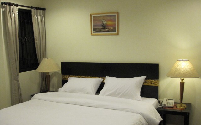 The Bang Khun Phrom Suites