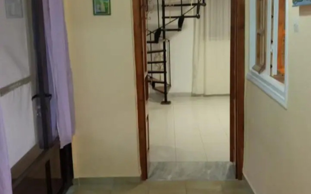 Keros House