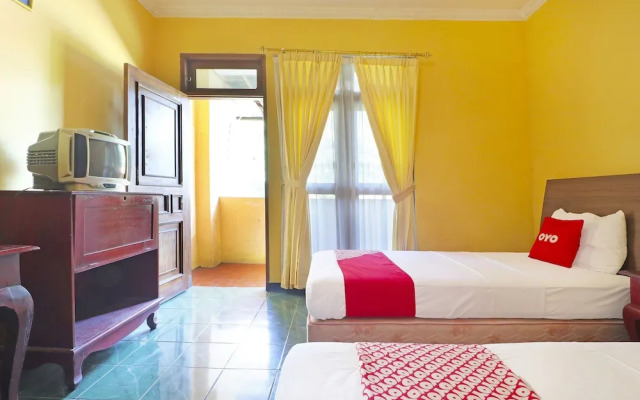 Super OYO 90382 Hotel Sarah Sukabumi