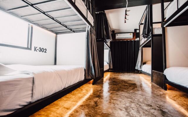 Kampor Co Working Space and Bed