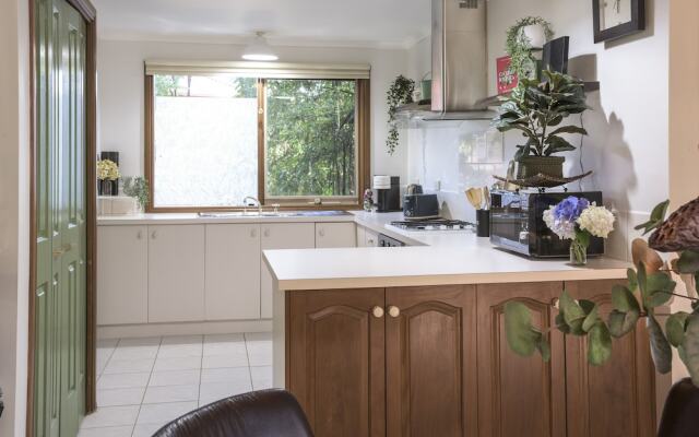 Botanica Retreat - Village Spa & Stay