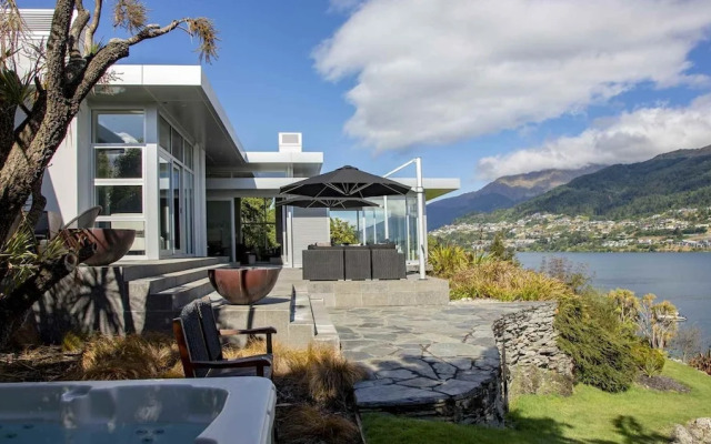 Supreme Lakefront Luxury Villa