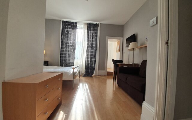 Studio Apartment in South Kensington 5