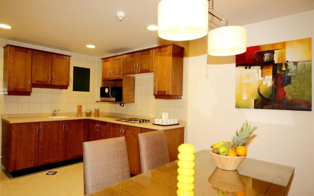 Golden Tulip Suites Breida Al Q