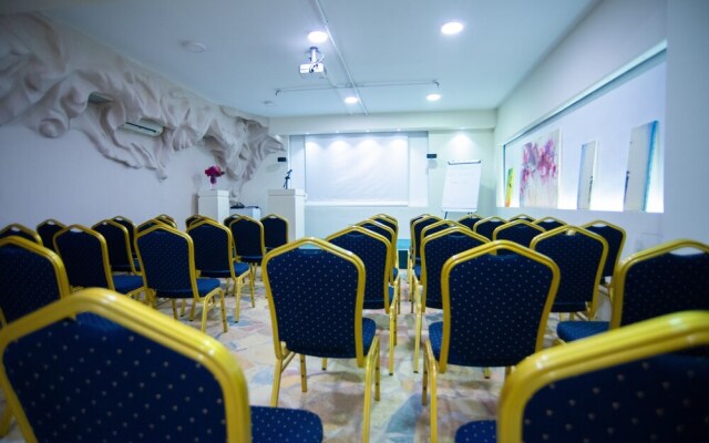 Bougainville Bay Serviced Apartments